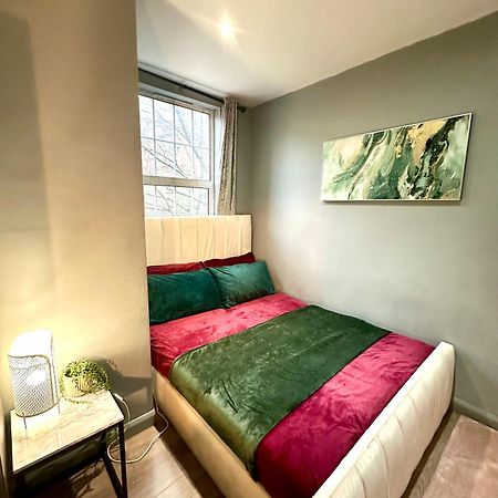 Spacious 3 Bedroom Flat In Kings Cross, St 159 ロンドン エクステリア 写真