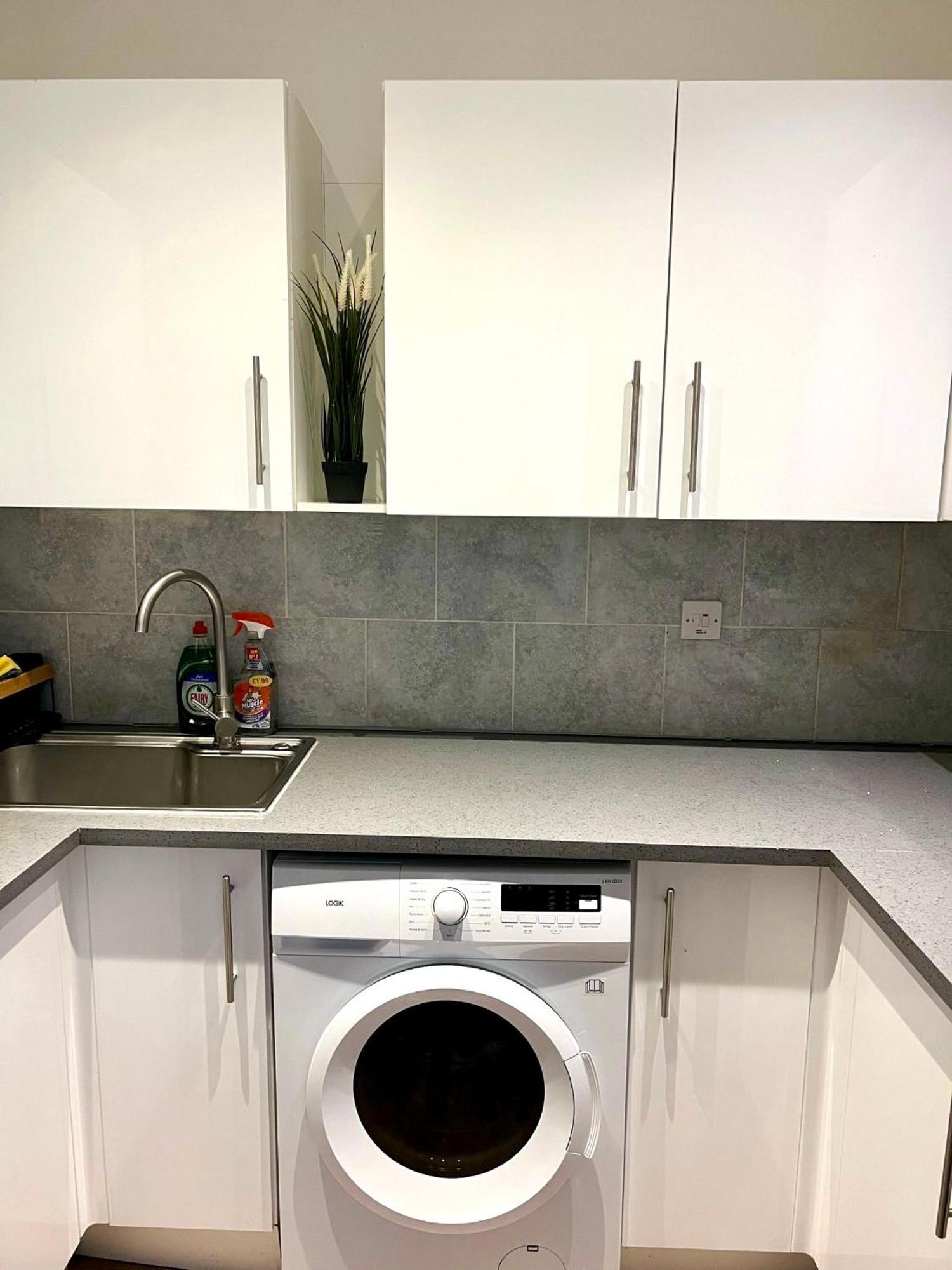 Spacious 3 Bedroom Flat In Kings Cross, St 159 ロンドン エクステリア 写真