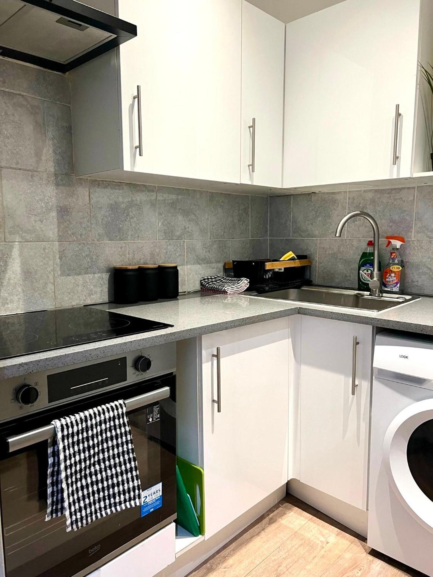 Spacious 3 Bedroom Flat In Kings Cross, St 159 ロンドン エクステリア 写真