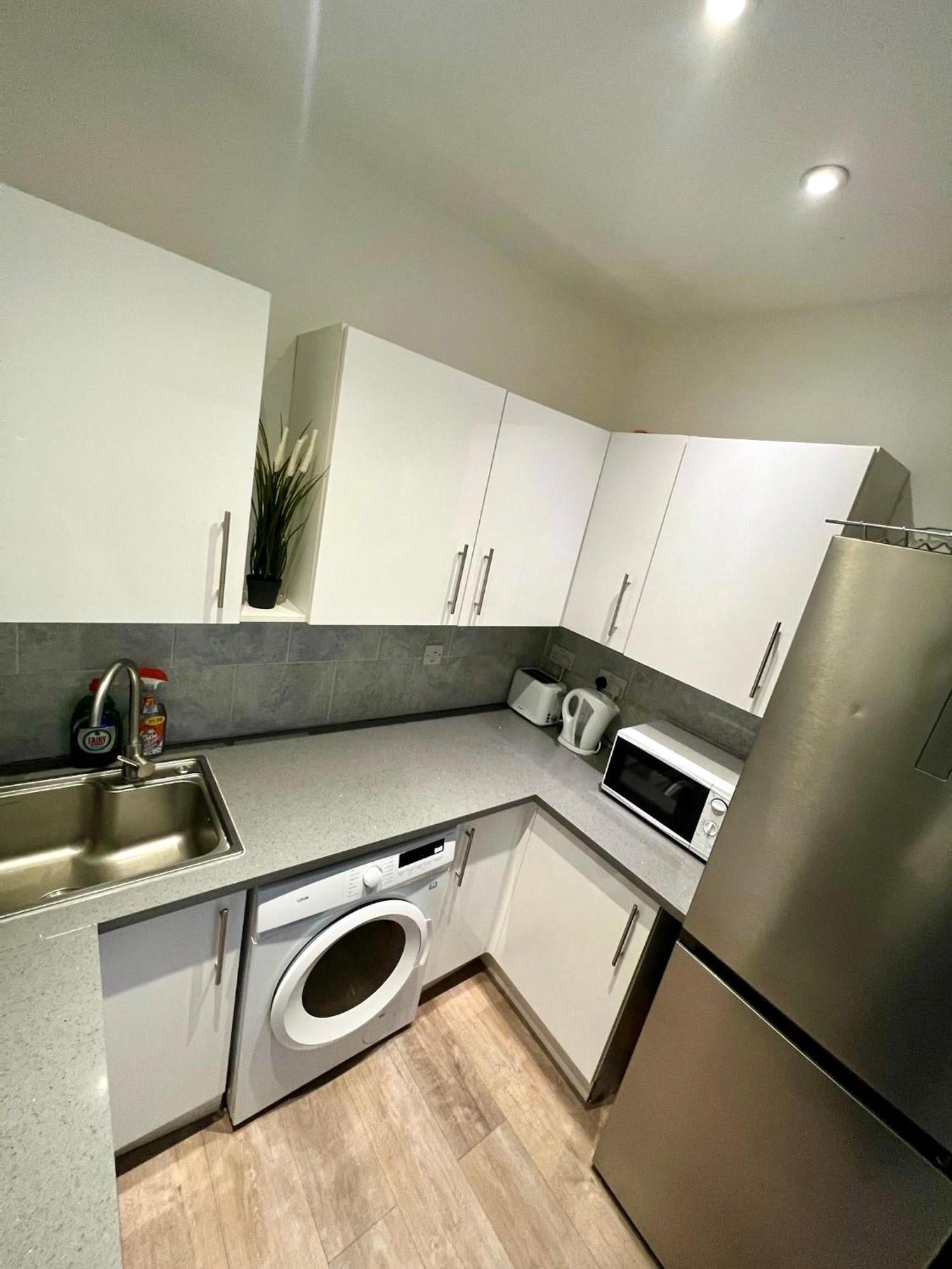 Spacious 3 Bedroom Flat In Kings Cross, St 159 ロンドン エクステリア 写真