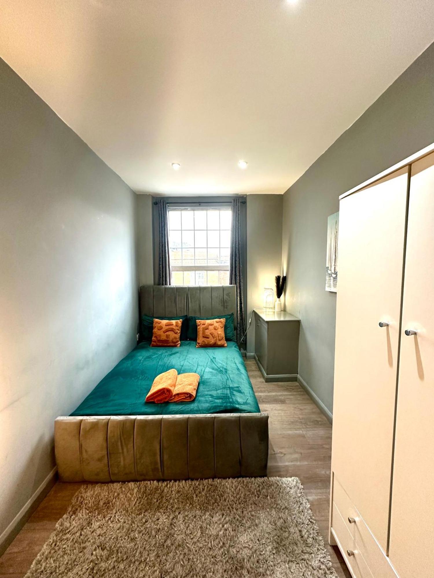 Spacious 3 Bedroom Flat In Kings Cross, St 159 ロンドン エクステリア 写真