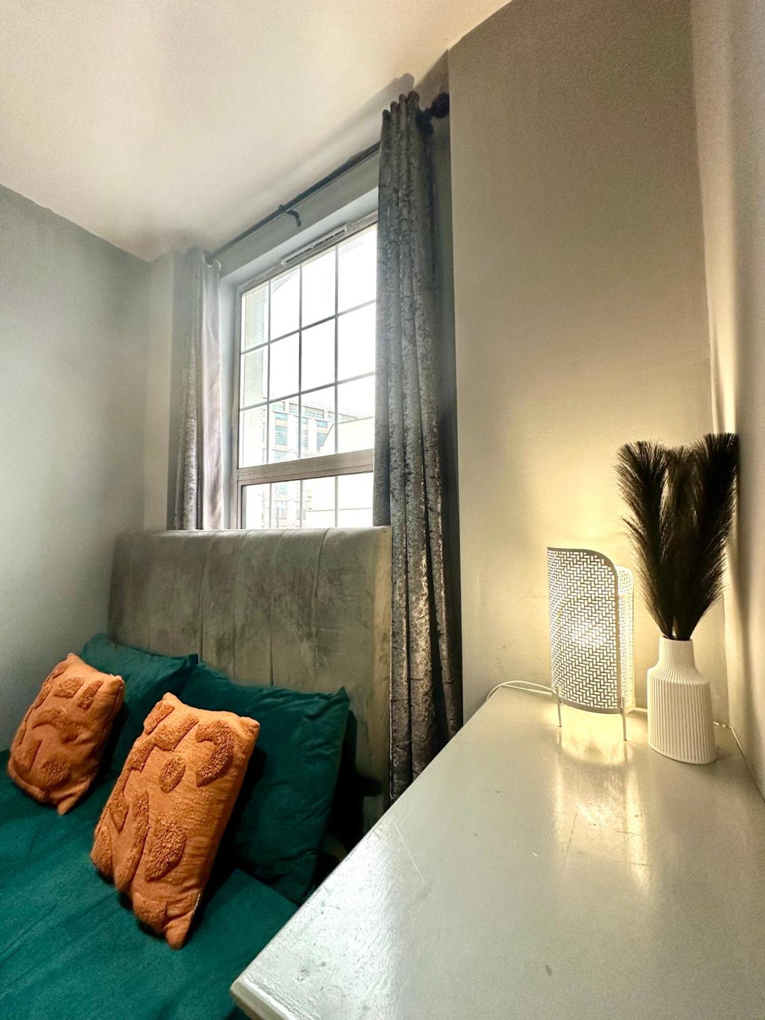 Spacious 3 Bedroom Flat In Kings Cross, St 159 ロンドン エクステリア 写真