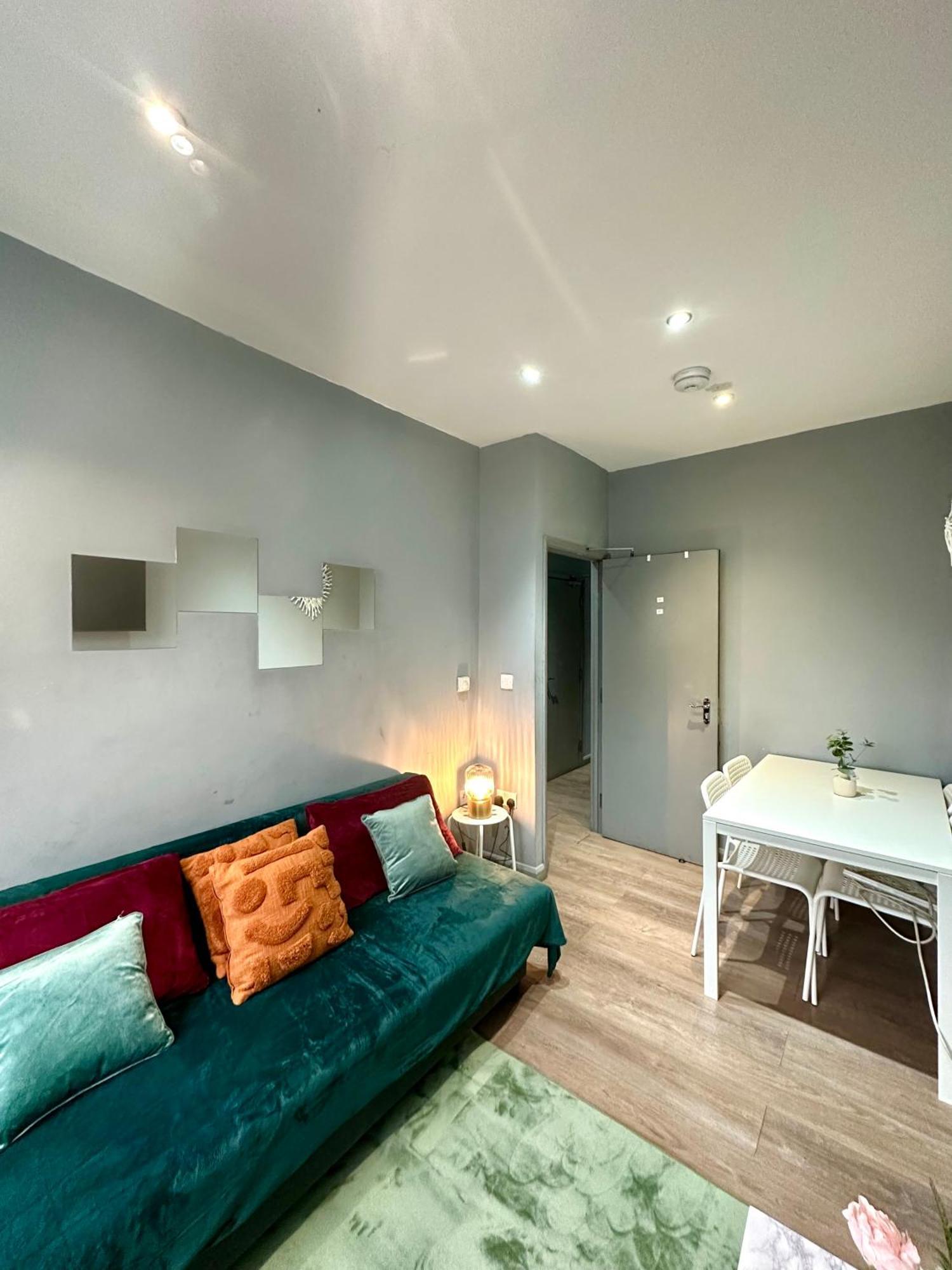 Spacious 3 Bedroom Flat In Kings Cross, St 159 ロンドン エクステリア 写真