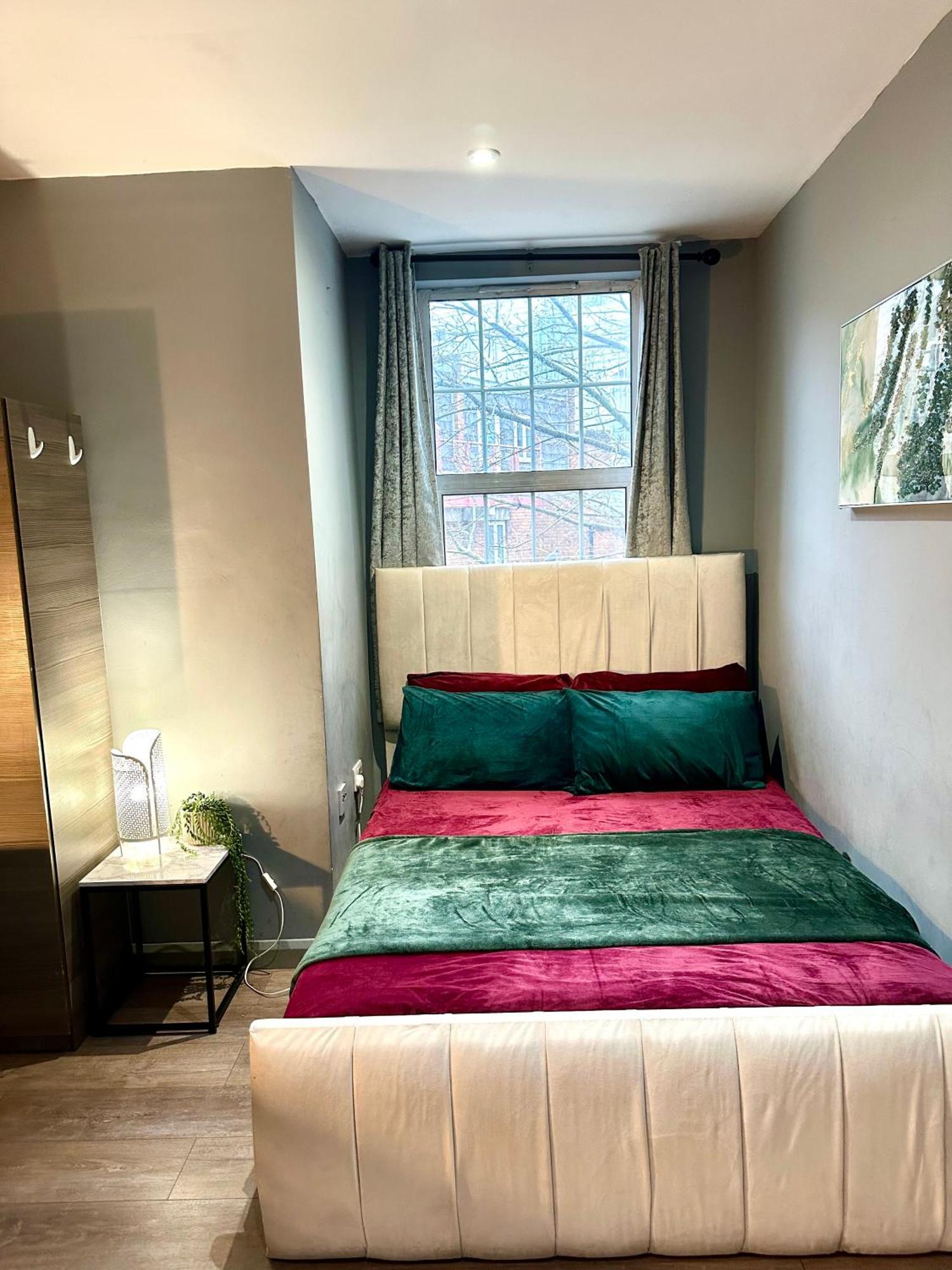 Spacious 3 Bedroom Flat In Kings Cross, St 159 ロンドン エクステリア 写真