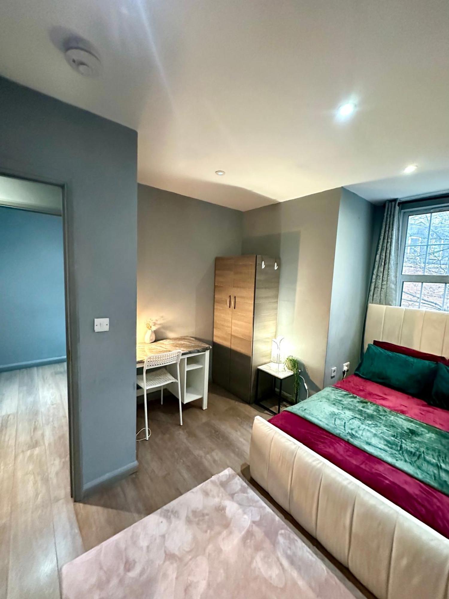 Spacious 3 Bedroom Flat In Kings Cross, St 159 ロンドン エクステリア 写真