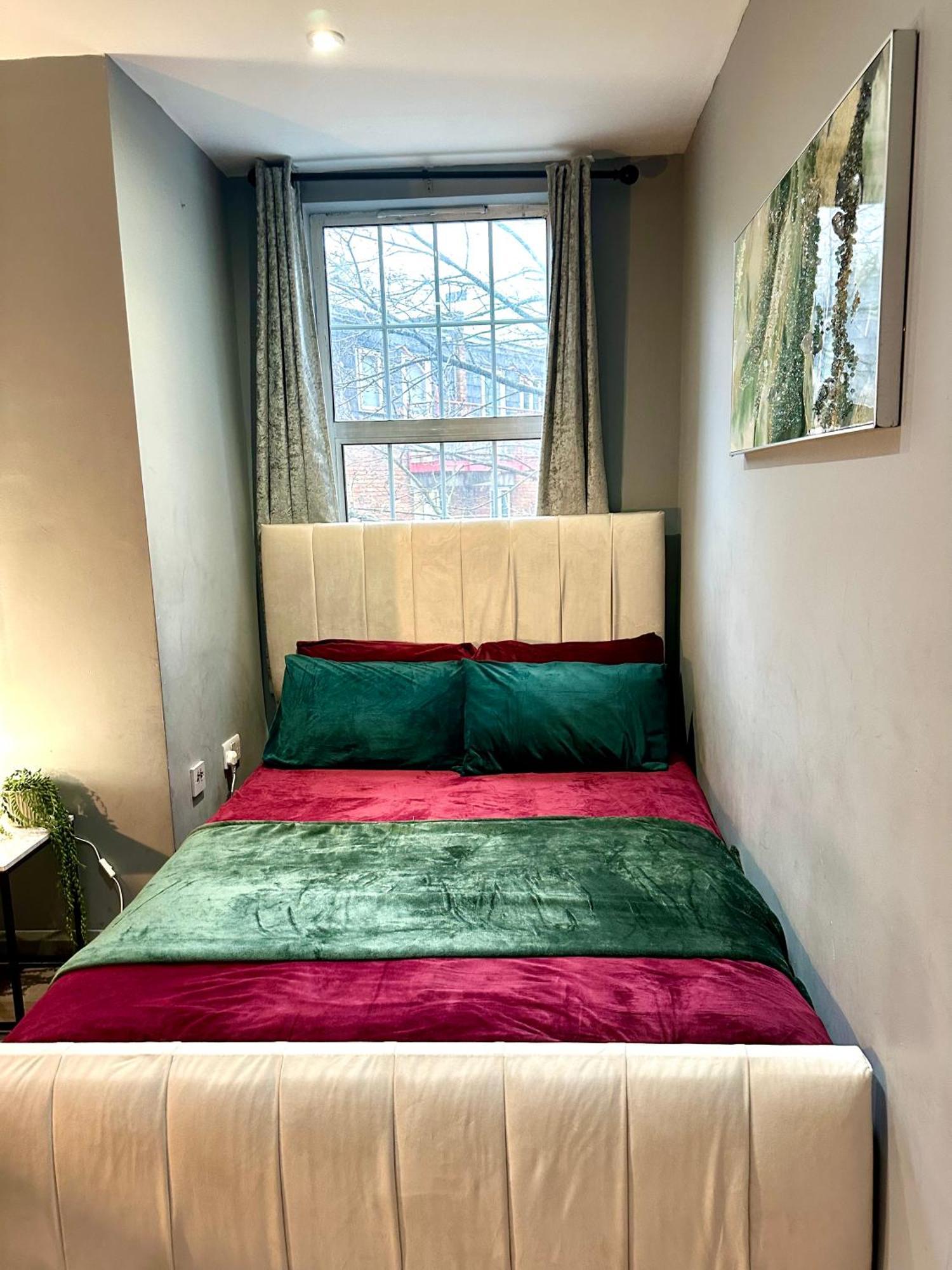 Spacious 3 Bedroom Flat In Kings Cross, St 159 ロンドン エクステリア 写真