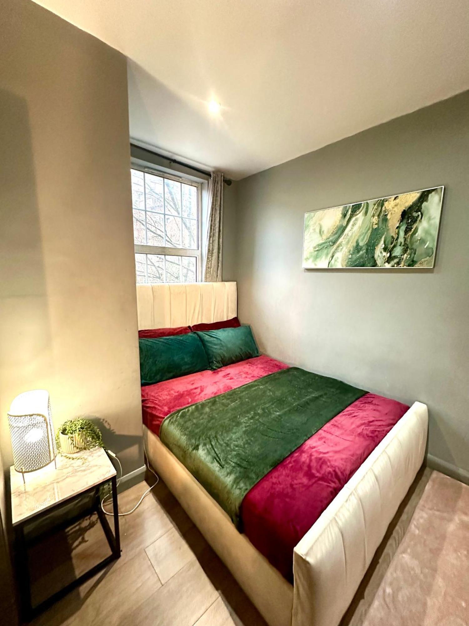 Spacious 3 Bedroom Flat In Kings Cross, St 159 ロンドン エクステリア 写真