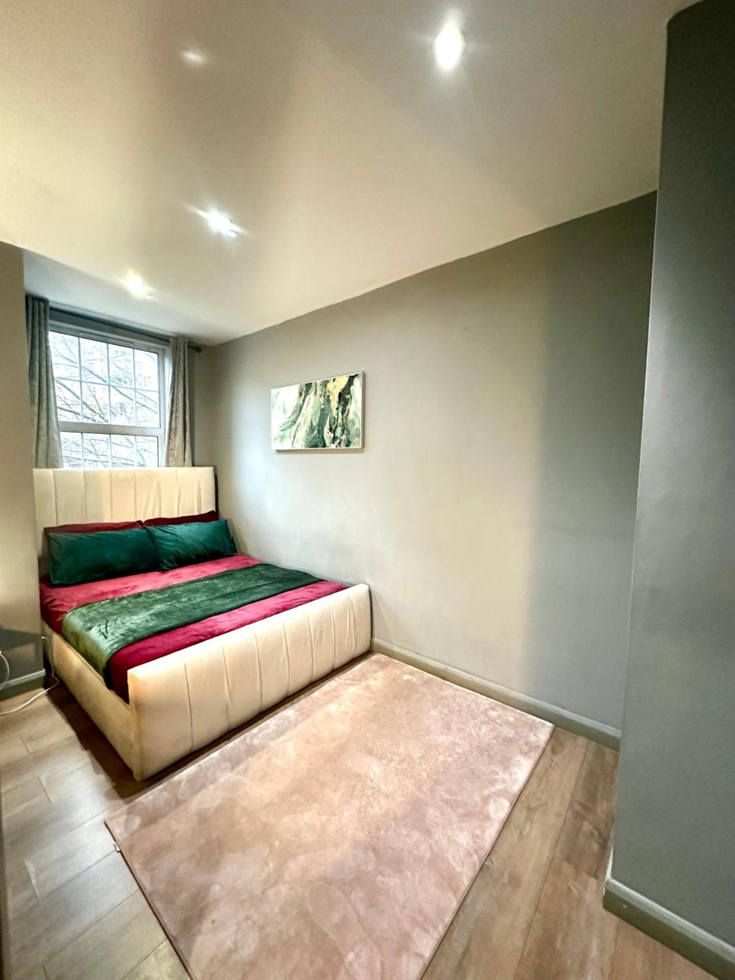 Spacious 3 Bedroom Flat In Kings Cross, St 159 ロンドン エクステリア 写真