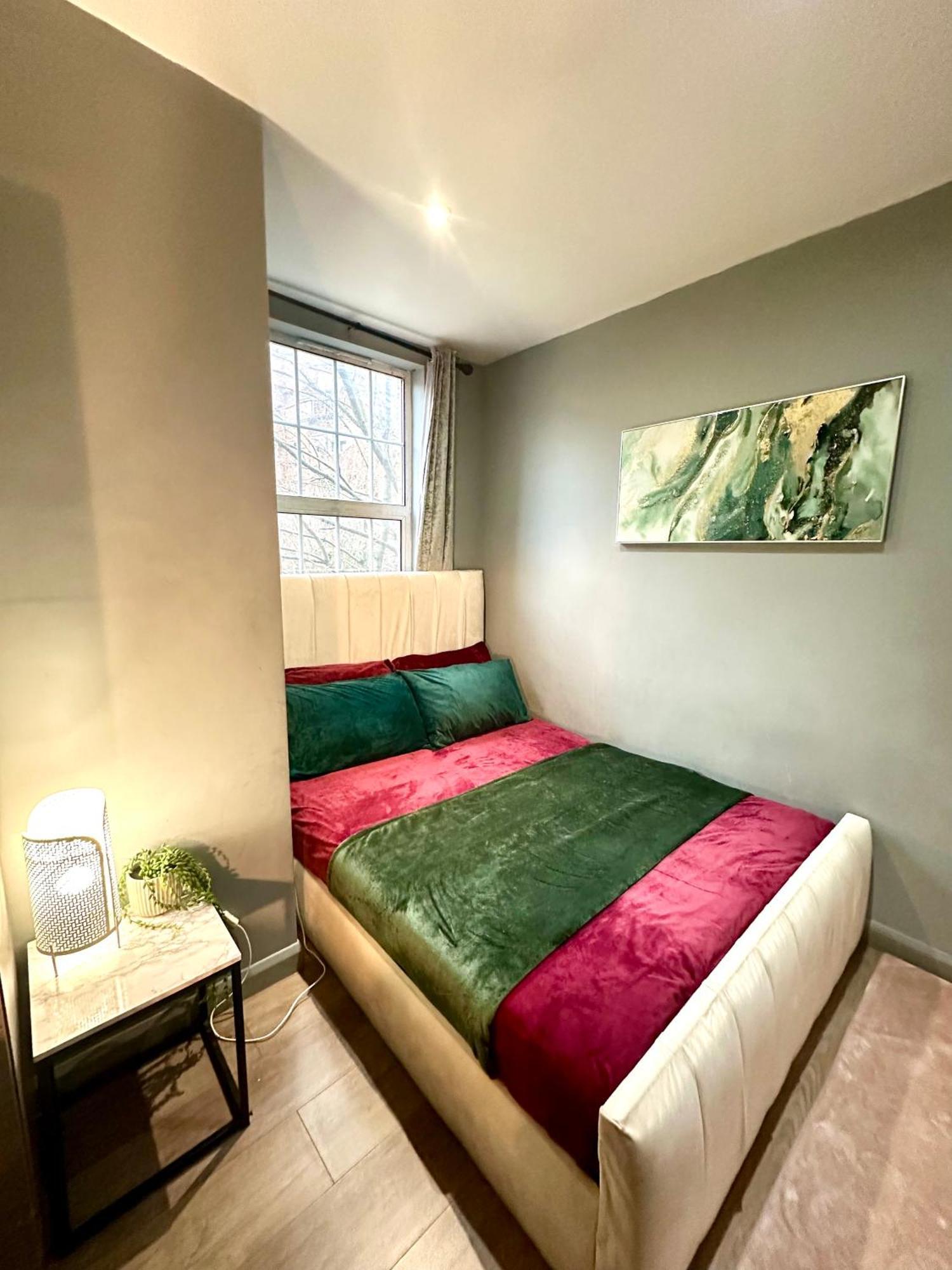 Spacious 3 Bedroom Flat In Kings Cross, St 159 ロンドン エクステリア 写真